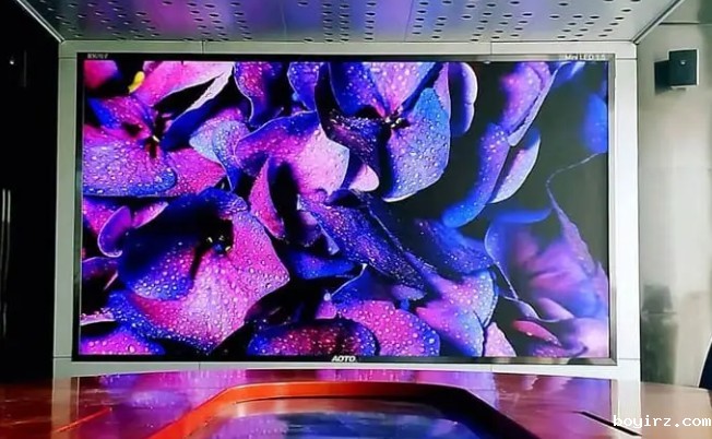 奥拓LED屏迈入节能新时代：从系统革新到灯珠进化的全景探讨